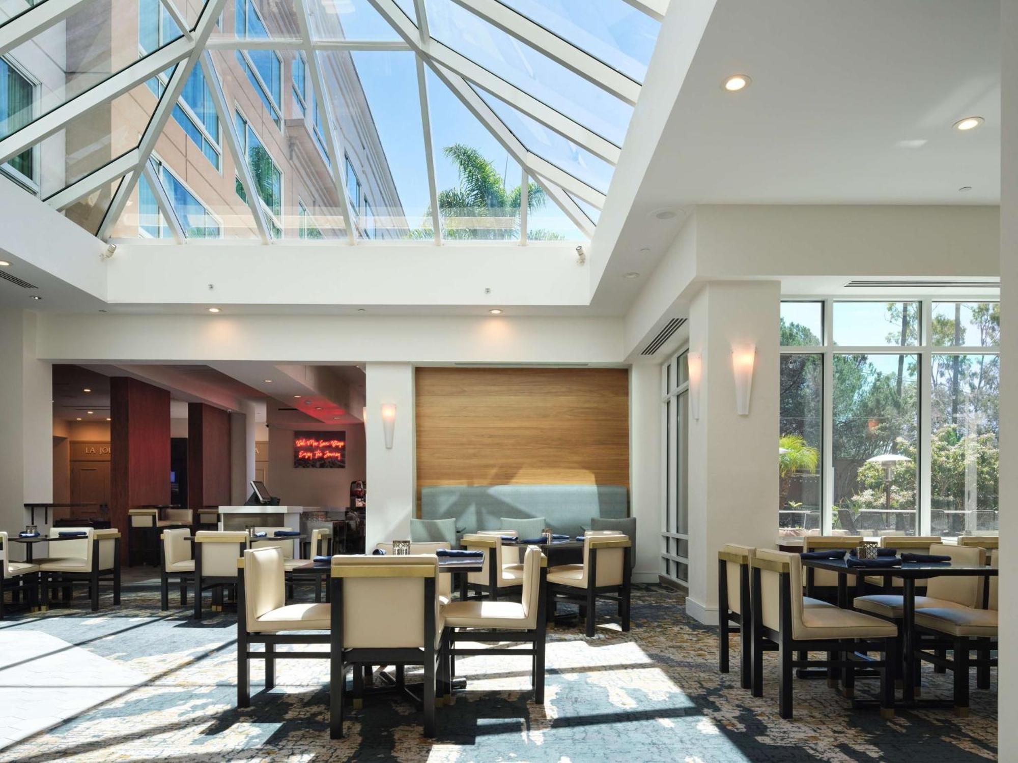 Doubletree By Hilton San Diego Del Mar Exterior foto